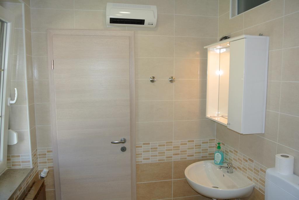 Apartmaji Nika Izola Buitenkant foto