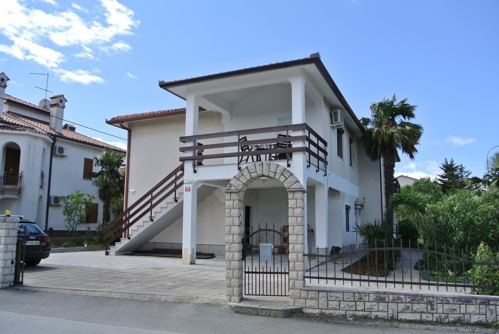 Apartmaji Nika Izola Buitenkant foto