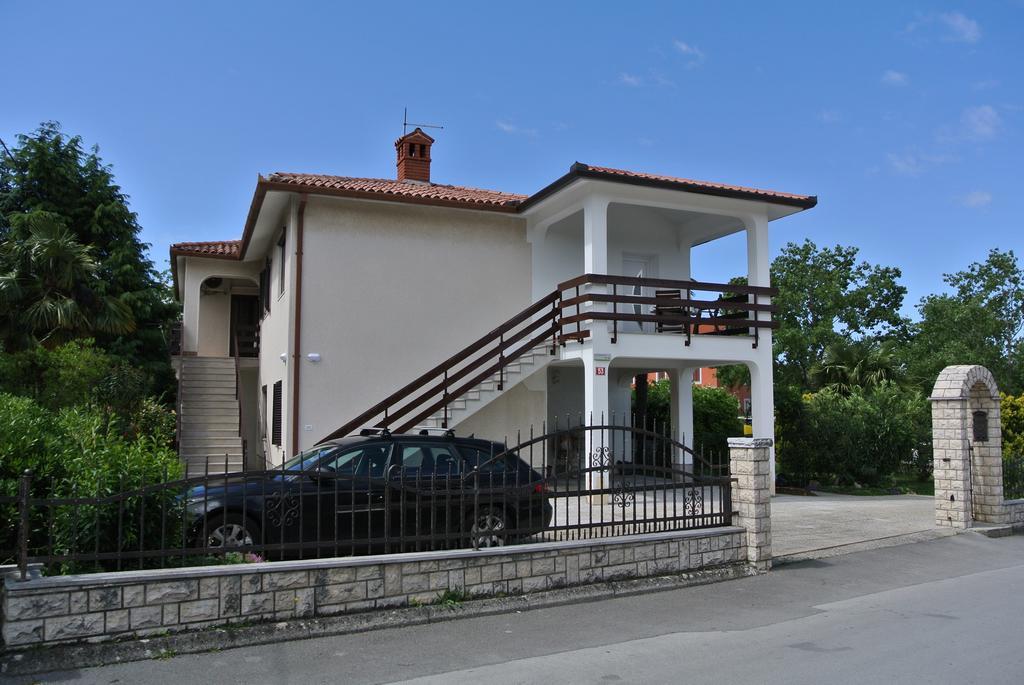 Apartmaji Nika Izola Buitenkant foto